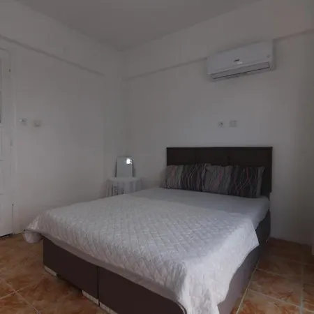 Fethiye'de Denize Yakin Ozel Havuzlu Mustakil Villa Fethiye